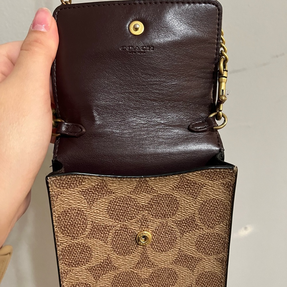 Phone Crossbody In Signature Canvas - Picture 4 of 4